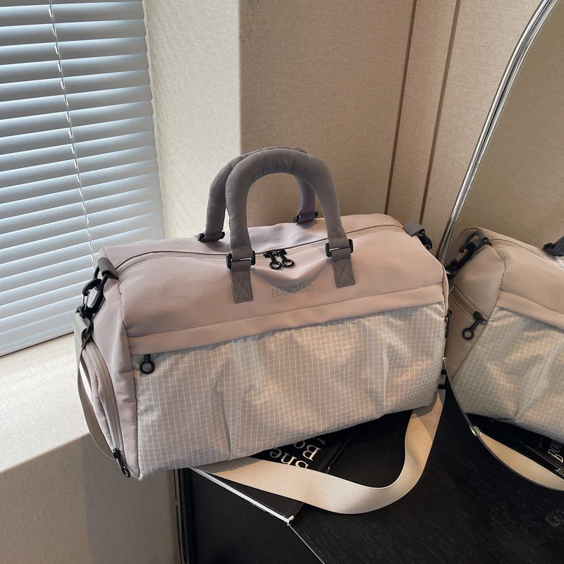 Large Capacity Gym Bag Women Travel Duffel Bag Lightweight Shoulder Handbag Fitness Sports Tote
Large Capacity Gym Bag Women Travel Duffel Bag Lightweight Shoulder Handbag Fitness Sports Tote