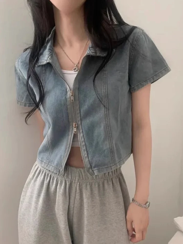 Double Zipper Denim Shirt Jacket Women Summer Cropped Relaxed Fit Vintage Wash Lightweight Overshirt Arch Detail
Double Zipper Denim Shirt Jacket Women Summer Cropped Relaxed Fit Vintage Wash Lightweight Overshirt Arch Detail