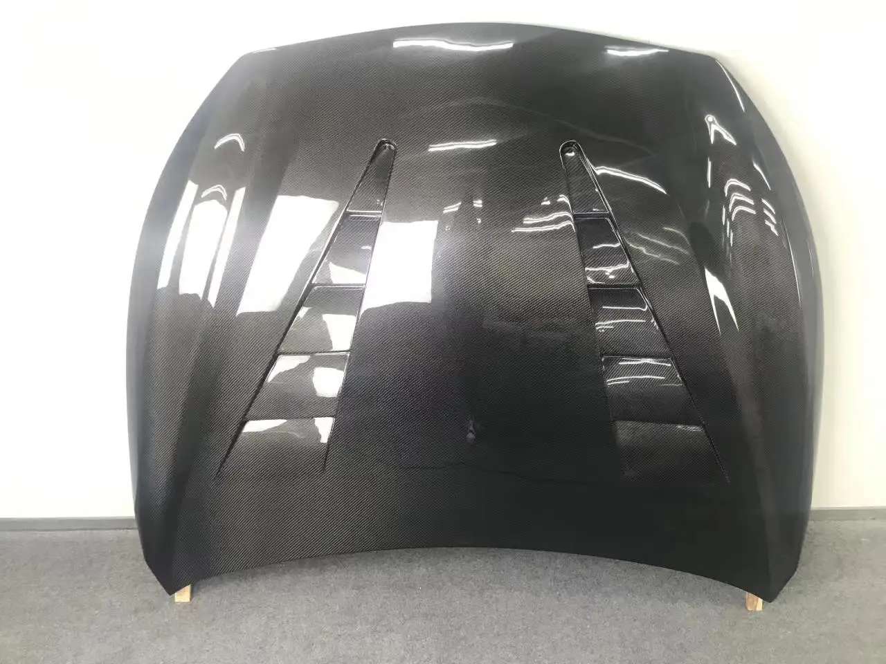 High Quality Carbon Fiber Hood for Infiniti Q50 Bonnet Perfect Fitment
High Quality Carbon Fiber Hood for Infiniti Q50 Bonnet Perfect Fitment