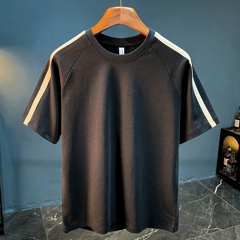 Loose T-shirt men's summer 2025 new striped splicing trend design, casual and fashionable short sleeved top
Loose T-shirt men's summer 2025 new striped splicing trend design, casual and fashionable short sleeved top