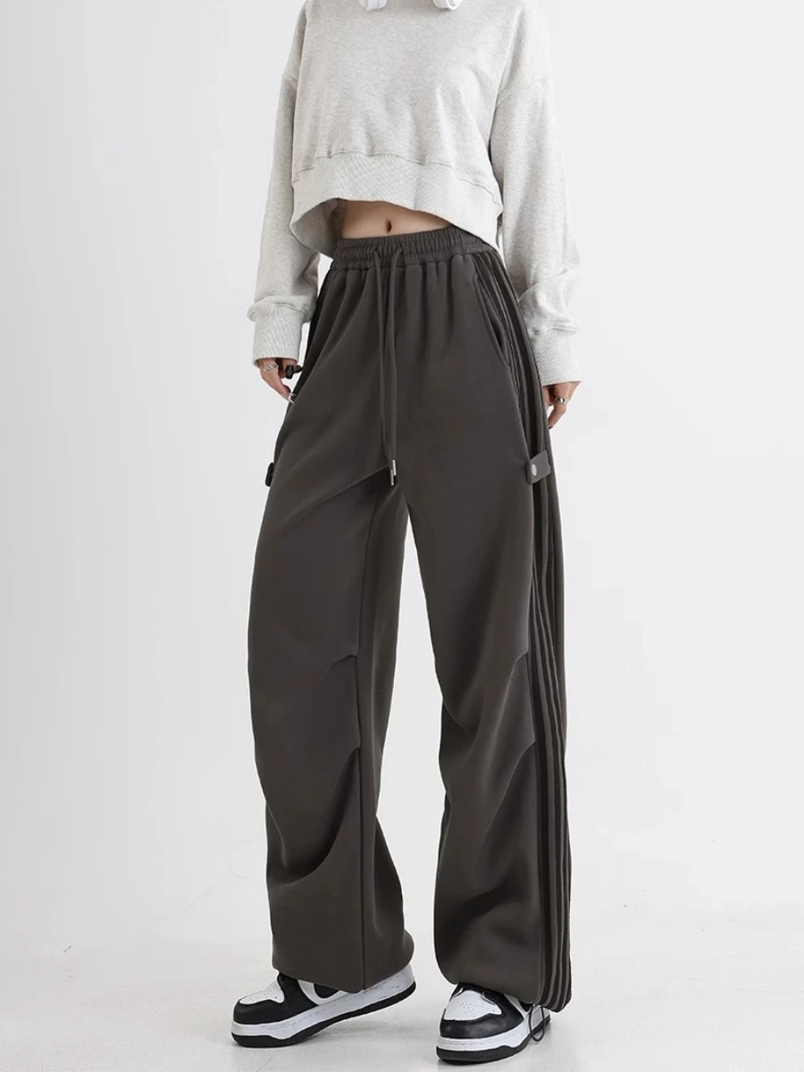 Американские повседневные прямые брюки в полоску с высокой талией, женские осенние новые удобные брюки
Американские повседневные прямые брюки в полоску с высокой талией, женские осенние новые удобные брюки