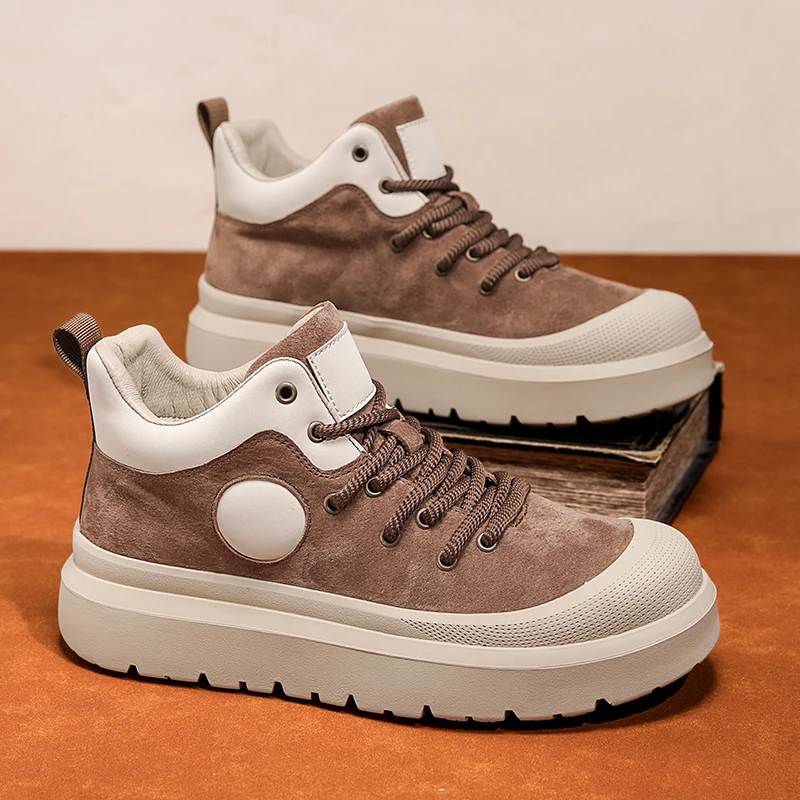 High-Top Men's Shoes Spring Genuine Leather Waterproof Non-Slip Wear-Resistant Men's Workwear Retro Trendy Sports Casual Boar...
High-Top Men's Shoes Spring Genuine Leather Waterproof Non-Slip Wear-Resistant Men's Workwear Retro Trendy Sports Casual Boar...