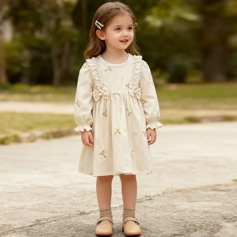Autumn New Arrival Girls Dress Children Fashionable Butterfly Knot Embroidered Skirt Long Sleeve Princess Dress for Little Girls
Autumn New Arrival Girls Dress Children Fashionable Butterfly Knot Embroidered Skirt Long Sleeve Princess Dress for Little Girls