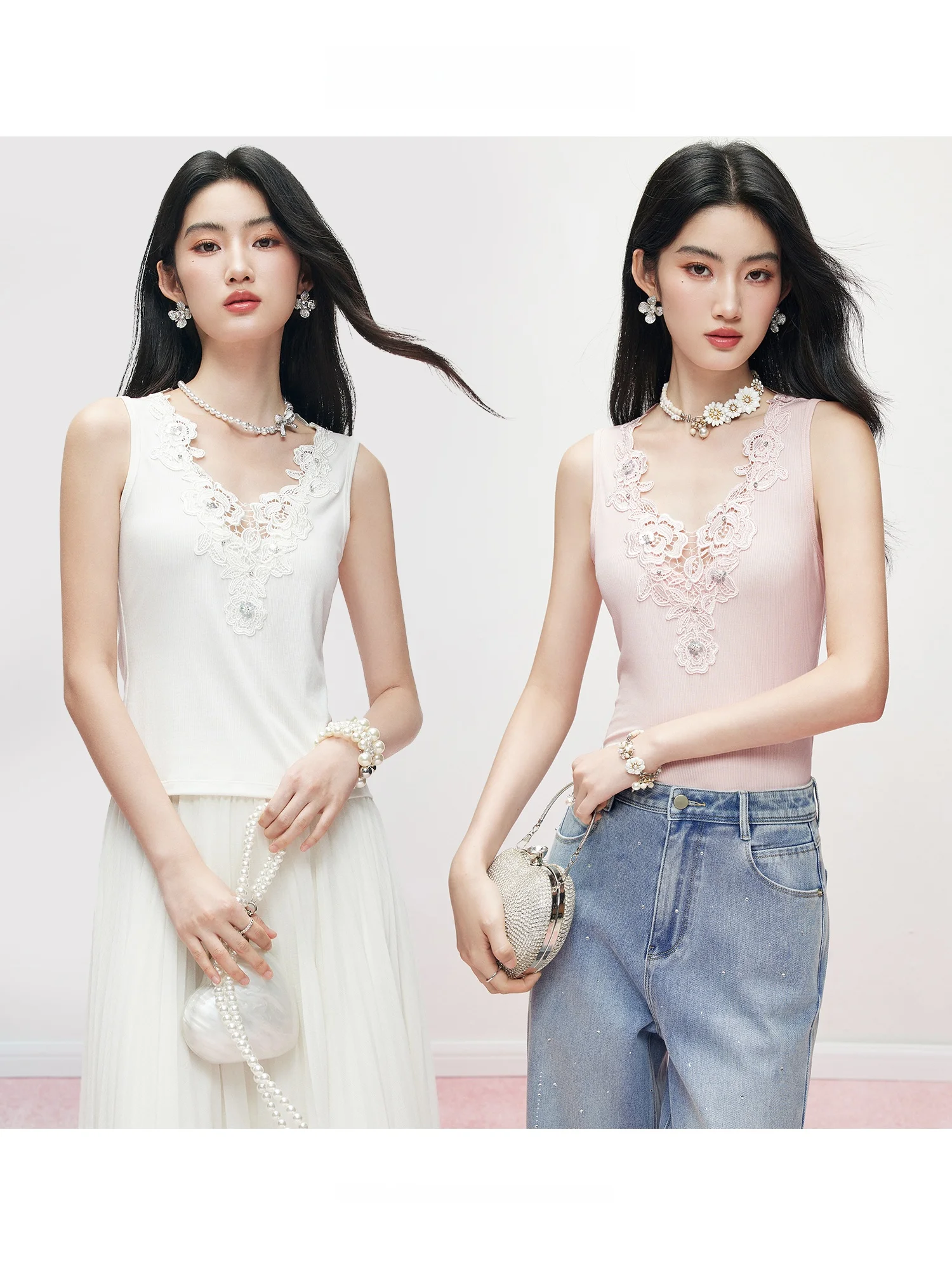 Elegant Style MandyZhang Knitted Lace Embroidery Sleeveless Summer Top for Women High Elasticity Straight Cut Acetate Fiber
Elegant Style MandyZhang Knitted Lace Embroidery Sleeveless Summer Top for Women High Elasticity Straight Cut Acetate Fiber