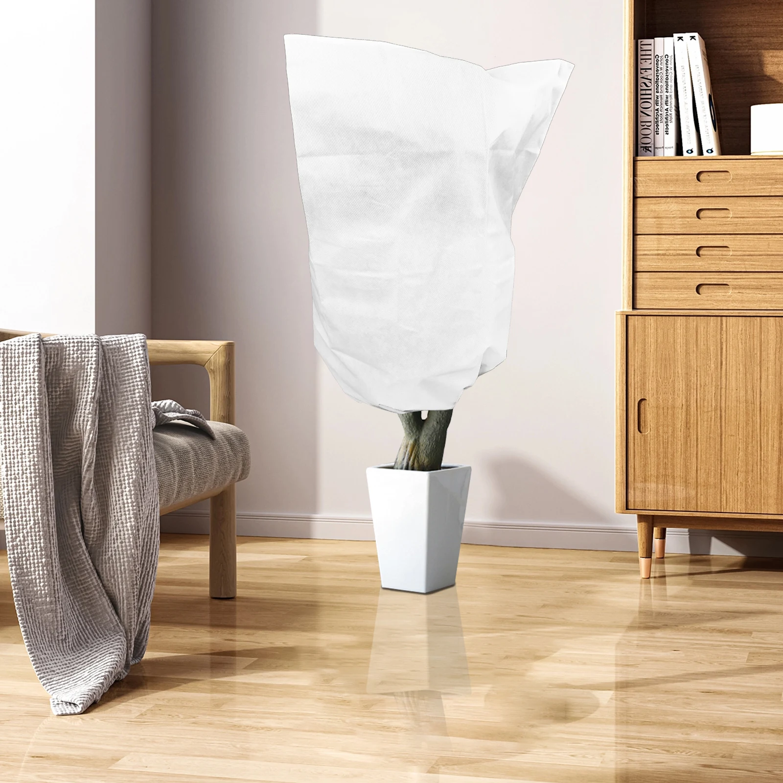 Non-Woven Fabric Plant Cover Bags Winter Frost-Resistant Durable Breathable Garden Protection Plant Cover Bags
Non-Woven Fabric Plant Cover Bags Winter Frost-Resistant Durable Breathable Garden Protection Plant Cover Bags