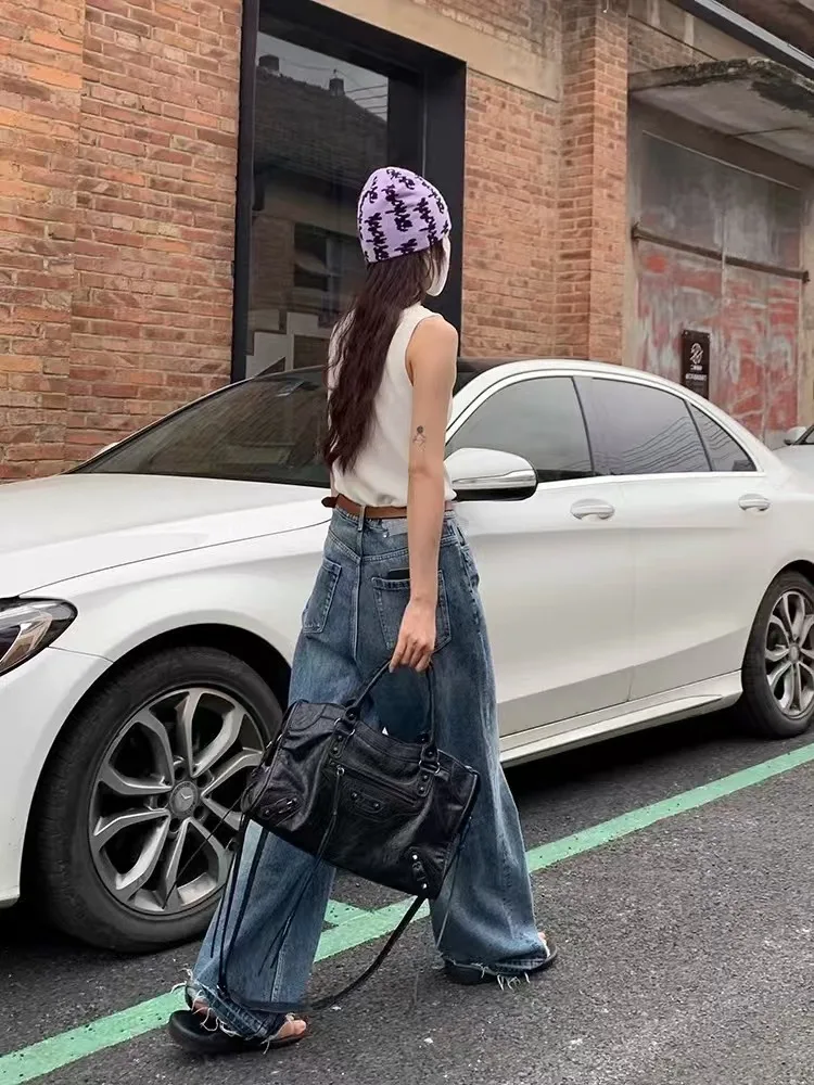 2025 Trendy Motorcycle Bag Women's Large Capaci Tote Bag Handbag Faionable oulder Bag Modern Neutral Sle Polyester
2025 Trendy Motorcycle Bag Women's Large Capaci Tote Bag Handbag Faionable oulder Bag Modern Neutral Sle Polyester