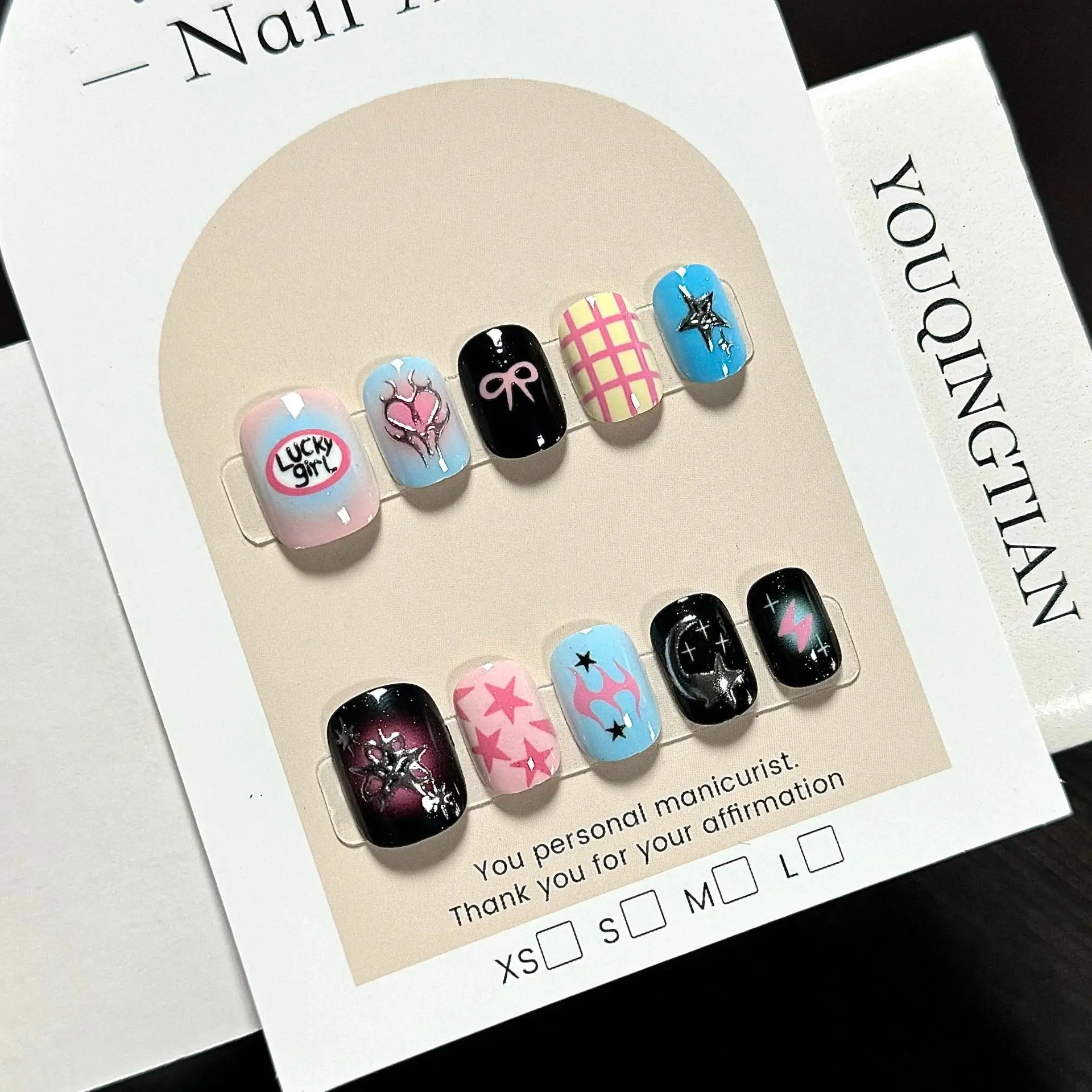 30pcs Y2K Dopamine Fake Nails Multicolored Gilded Stars & Bows Press on Nail Short Oval Full Coverage Nail Tips for Women&Girl
30pcs Y2K Dopamine Fake Nails Multicolored Gilded Stars & Bows Press on Nail Short Oval Full Coverage Nail Tips for Women&Girl