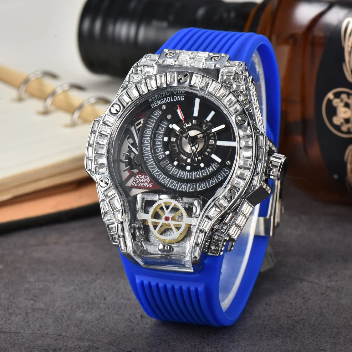 Personalized Full Diamond Case Business Luxury Quartz Watches Mens Rubber Color Top Creative Decorative Watch Men Clocks Relogio
Personalized Full Diamond Case Business Luxury Quartz Watches Mens Rubber Color Top Creative Decorative Watch Men Clocks Relogio