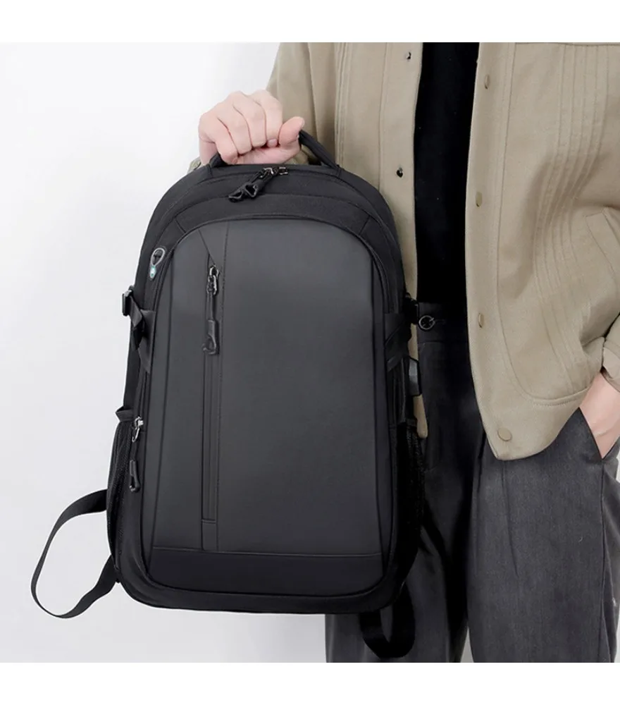 Outdoor business travel backpack Water-proof men's large-capacity business trip commuter computer bag
Outdoor business travel backpack Water-proof men's large-capacity business trip commuter computer bag