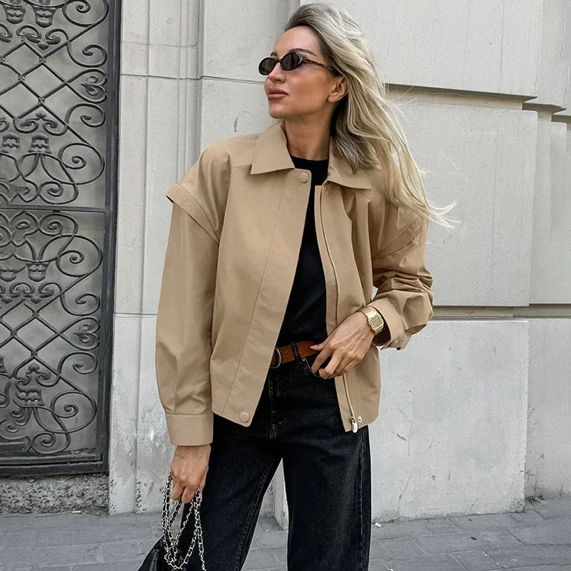 Khaki Short Windbreaker Women Flip Collar French Casual Workwear Coat Loose Pilot Jacket Autumn Fall New Fashion Female Clothing
Khaki Short Windbreaker Women Flip Collar French Casual Workwear Coat Loose Pilot Jacket Autumn Fall New Fashion Female Clothing