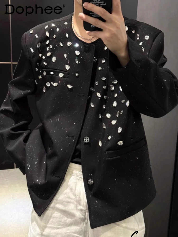 Men's 2025 Spring Autumn New Sparkling Diamond Design High-End Stylish Solid Color Suit Jacket Loose Fashion Personality Blazers
Men's 2025 Spring Autumn New Sparkling Diamond Design High-End Stylish Solid Color Suit Jacket Loose Fashion Personality Blazers