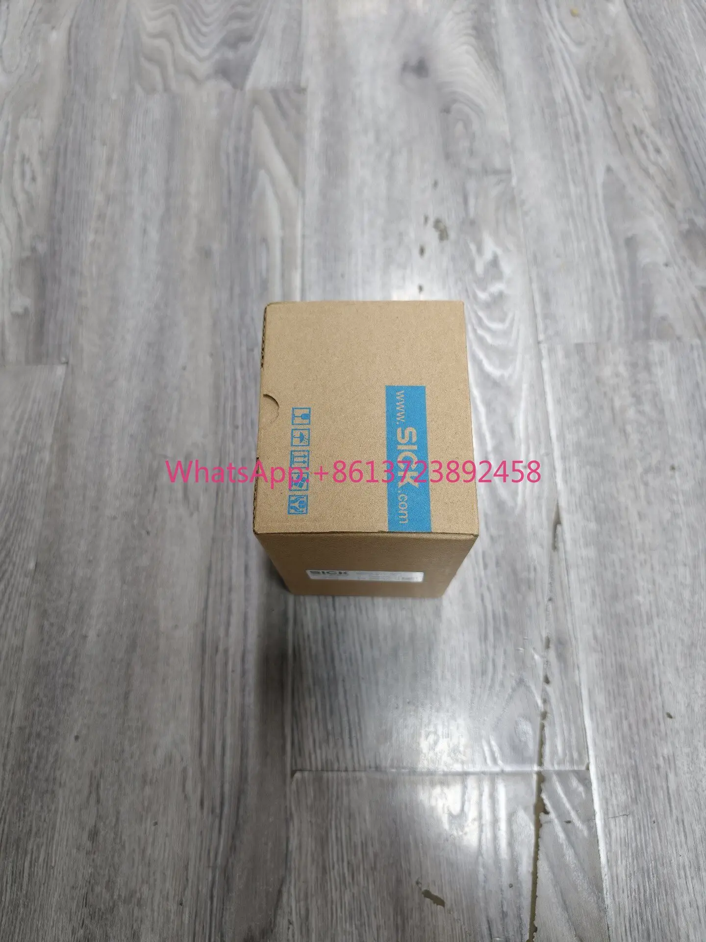 Siemens new original Siemens DBS60B-S4HK10000
Siemens new original Siemens DBS60B-S4HK10000