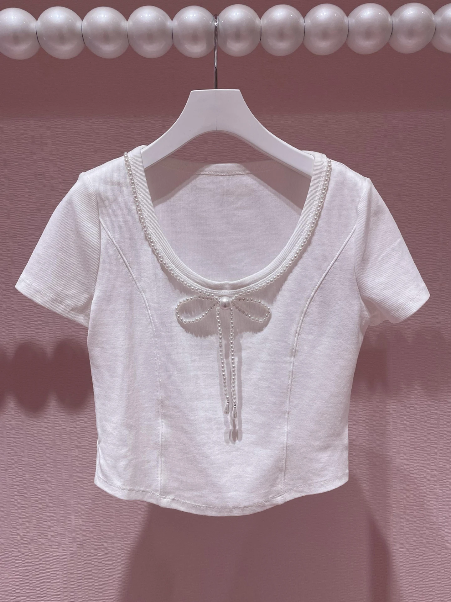 Elegant Pink Embellished Knot T-Shirt Women's Summer Soft Style Commute Casual Loose Fit Short Sleeve round Neck
Elegant Pink Embellished Knot T-Shirt Women's Summer Soft Style Commute Casual Loose Fit Short Sleeve round Neck