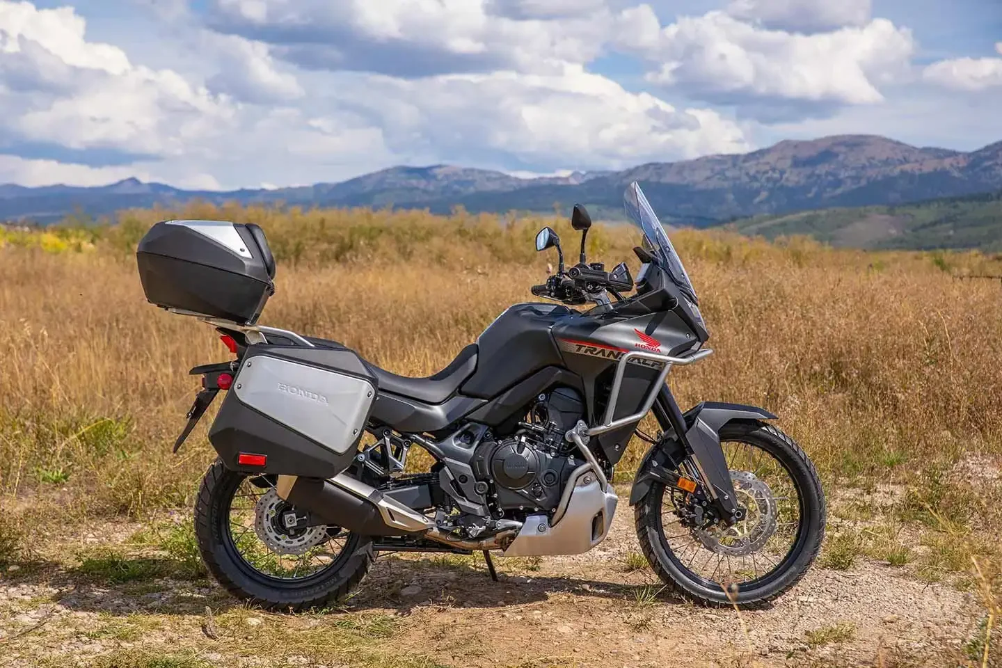 Japan Honda original XL750 modified TRANSALP Alpine bumper seat cushion guard plate water tank net
Japan Honda original XL750 modified TRANSALP Alpine bumper seat cushion guard plate water tank net