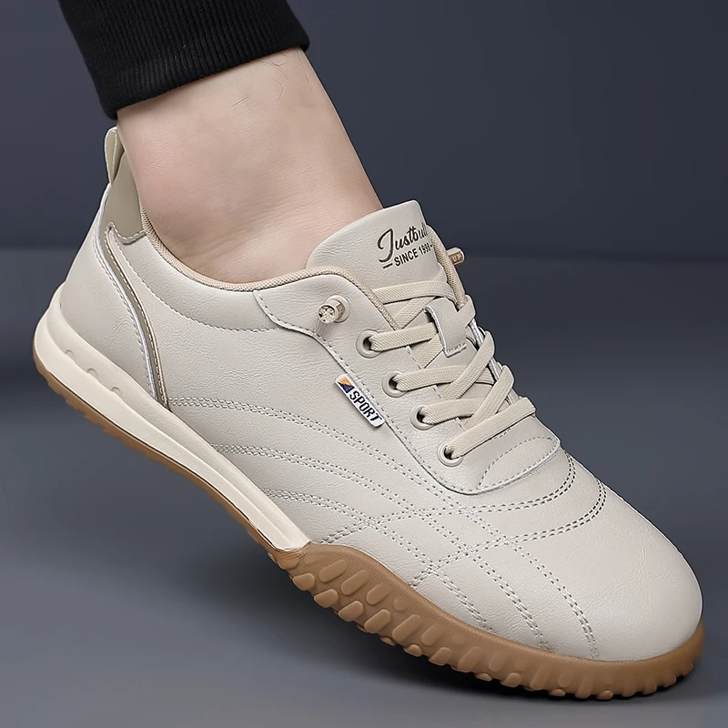 Men's Sneakers Sports Casual Shoes Leather Outdoor Men Walking Shoe Four Seasons Soft Bottom
Men's Sneakers Sports Casual Shoes Leather Outdoor Men Walking Shoe Four Seasons Soft Bottom