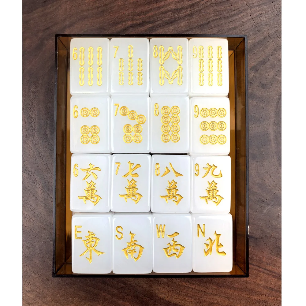 XTY 160pcs Luxury White American Mahjong Set Custom Gold Engraved Large Acrylic Mahjong Tiles for Party Entertainment
XTY 160pcs Luxury White American Mahjong Set Custom Gold Engraved Large Acrylic Mahjong Tiles for Party Entertainment