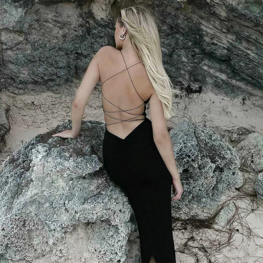 【New style】European and American style women's clothing summer new fashionable sexy backless slim split sling dress
【New style】European and American style women's clothing summer new fashionable sexy backless slim split sling dress