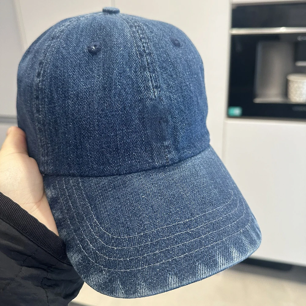 Couple's Style Soft Top Baseball Cap Summer Sun Protection Versatile Denim Hat Unisex Bowling Cap Casual Accessory
Couple's Style Soft Top Baseball Cap Summer Sun Protection Versatile Denim Hat Unisex Bowling Cap Casual Accessory