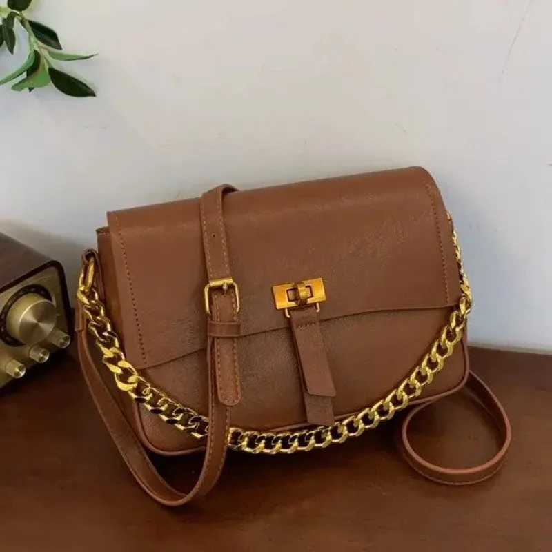 Luxury Diaper Bag Fashionable Original Retro Purse Elegant Solid Color Shoulder Bag Large Capacity For Daily Diaper Carry
Luxury Diaper Bag Fashionable Original Retro Purse Elegant Solid Color Shoulder Bag Large Capacity For Daily Diaper Carry