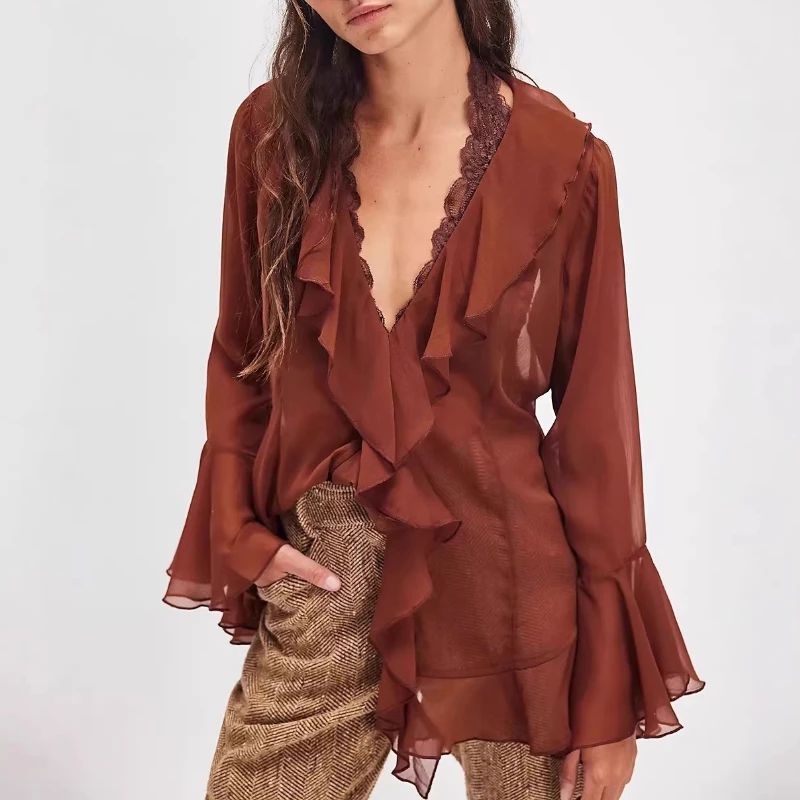 2026 Summer Black Sheer Office Lady V-Neck Ruffles Long Flare Sleeve Blouse Shirt Commuter Sexy Spicy Fashion Y2K Tops Elegant
2026 Summer Black Sheer Office Lady V-Neck Ruffles Long Flare Sleeve Blouse Shirt Commuter Sexy Spicy Fashion Y2K Tops Elegant