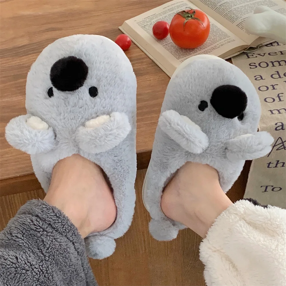Women's Winter Warmth Cute Cartoon Koala Plush Shoes Non-Slip Soft Sole Home Shoes Indoor Thick Fleece Comfortable Slippers
Women's Winter Warmth Cute Cartoon Koala Plush Shoes Non-Slip Soft Sole Home Shoes Indoor Thick Fleece Comfortable Slippers