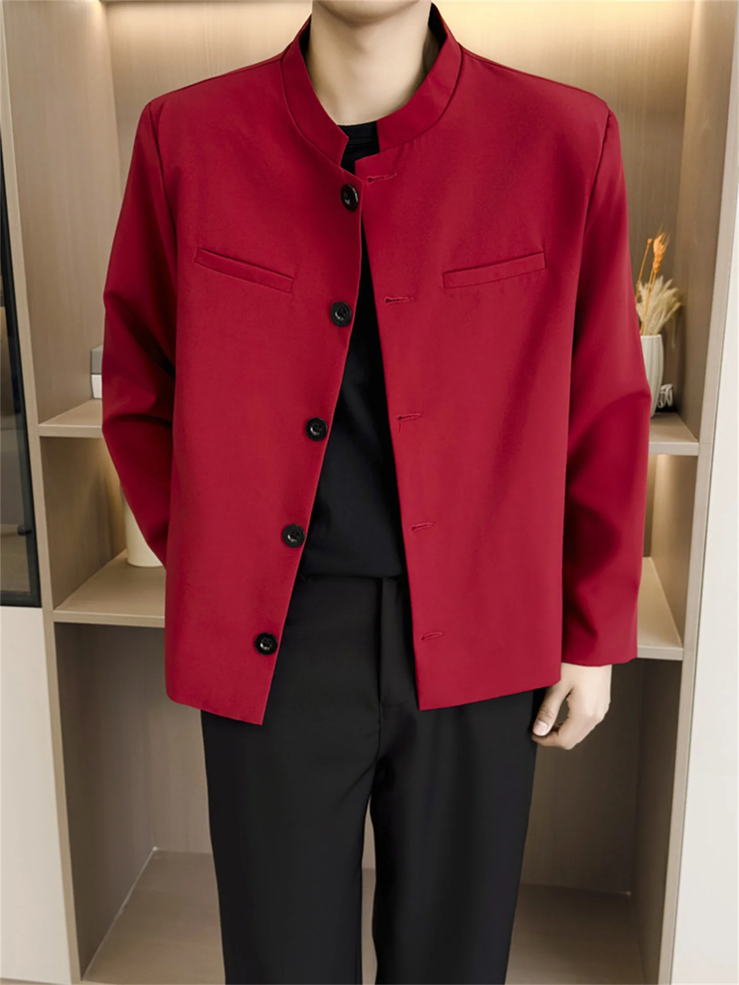 New Chinese Sle Stand Collar Red Suit Jaet for Men High Sensation Cool New Year War Robe National Sle Tang Costume
New Chinese Sle Stand Collar Red Suit Jaet for Men High Sensation Cool New Year War Robe National Sle Tang Costume