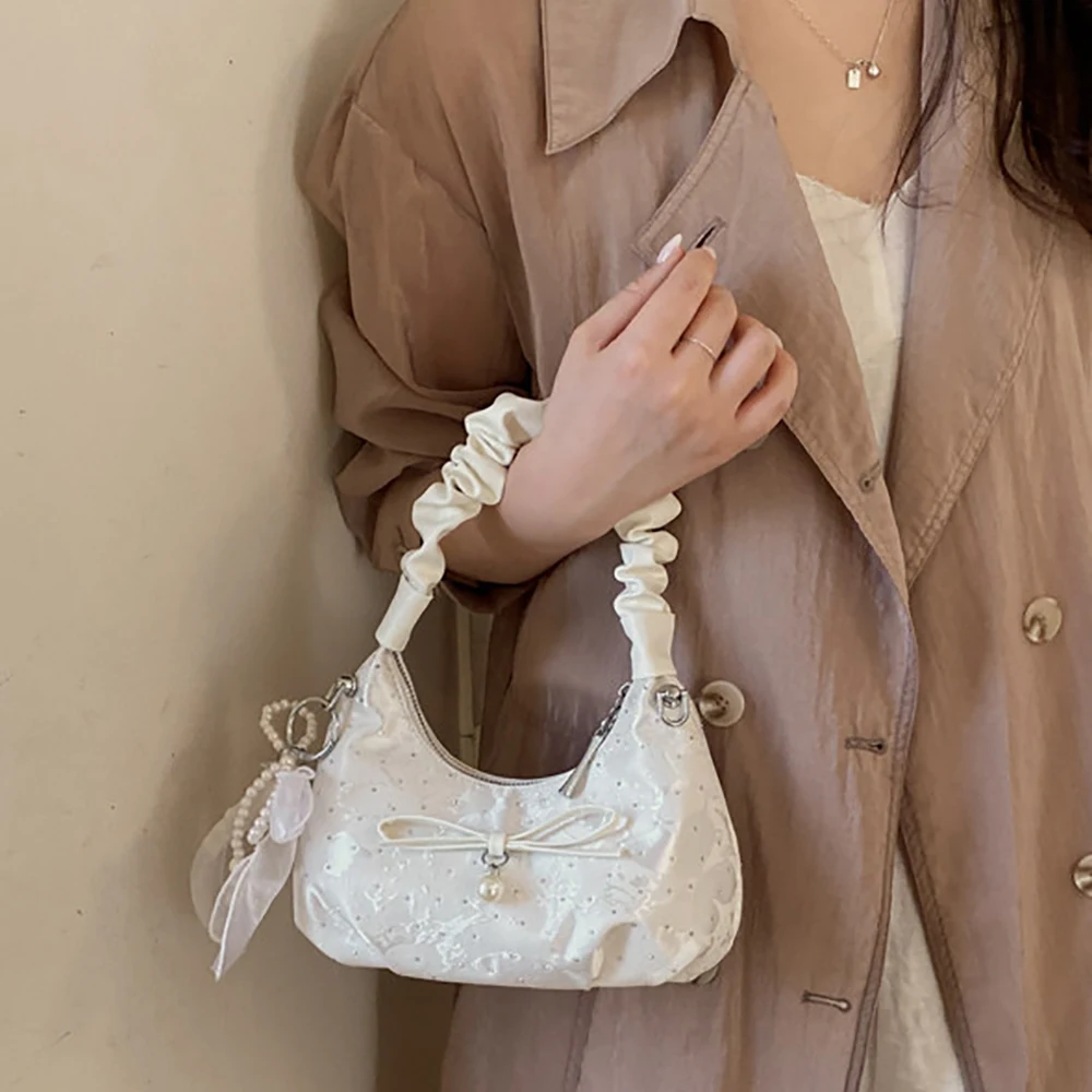 Elegant Rhinestone Bow Handbags for Women Korean Ins Chic Shiny Texture Soft Zipper Chain Crossbody Bag Versatile Shoulder Bags
Elegant Rhinestone Bow Handbags for Women Korean Ins Chic Shiny Texture Soft Zipper Chain Crossbody Bag Versatile Shoulder Bags