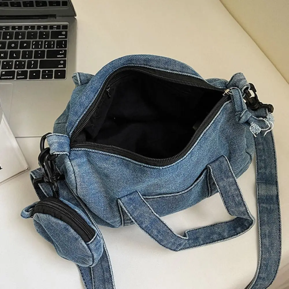 Fashion American Style Denim Handbag Retro Harajuku Denim Shoulder Bag Zipper Adjustable Strap Casual Tote Bag Commuting
Fashion American Style Denim Handbag Retro Harajuku Denim Shoulder Bag Zipper Adjustable Strap Casual Tote Bag Commuting