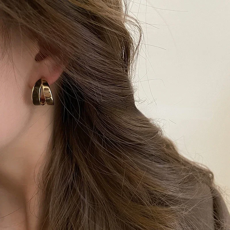 Vintage Senior Sense Earring 2023 Trend Niche Design Senior Sense Accessories Women Stud Trend Fashion Ear Accessory Single Item
Vintage Senior Sense Earring 2023 Trend Niche Design Senior Sense Accessories Women Stud Trend Fashion Ear Accessory Single Item
