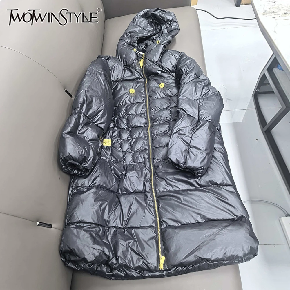 TWOTWINSTYLE однотонные утягивающие шикарные теплые пуховики для женщин с капюшоном и длинными рукавами, темпераментные женские новые KJA549831
TWOTWINSTYLE однотонные утягивающие шикарные теплые пуховики для женщин с капюшоном и длинными рукавами, темпераментные женские новые KJA549831