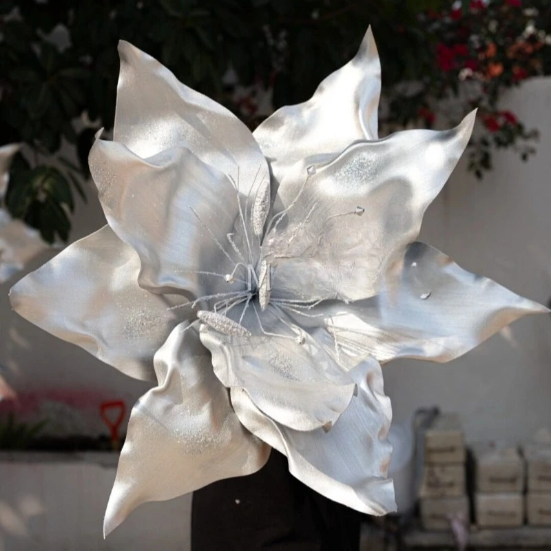 EVA Silver Artificial Flowers Wedding Decor Three-dimensional Flowers Stage Large Ornaments Home Photography Props Fake Flowers
EVA Silver Artificial Flowers Wedding Decor Three-dimensional Flowers Stage Large Ornaments Home Photography Props Fake Flowers