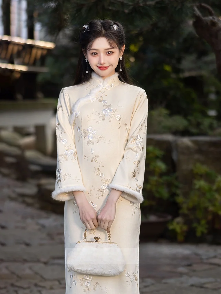 Ele Winter Long Dr Women's Fro Embroidered Fce Lined Slimming Beautiful Chinese National Sle
Ele Winter Long Dr Women's Fro Embroidered Fce Lined Slimming Beautiful Chinese National Sle