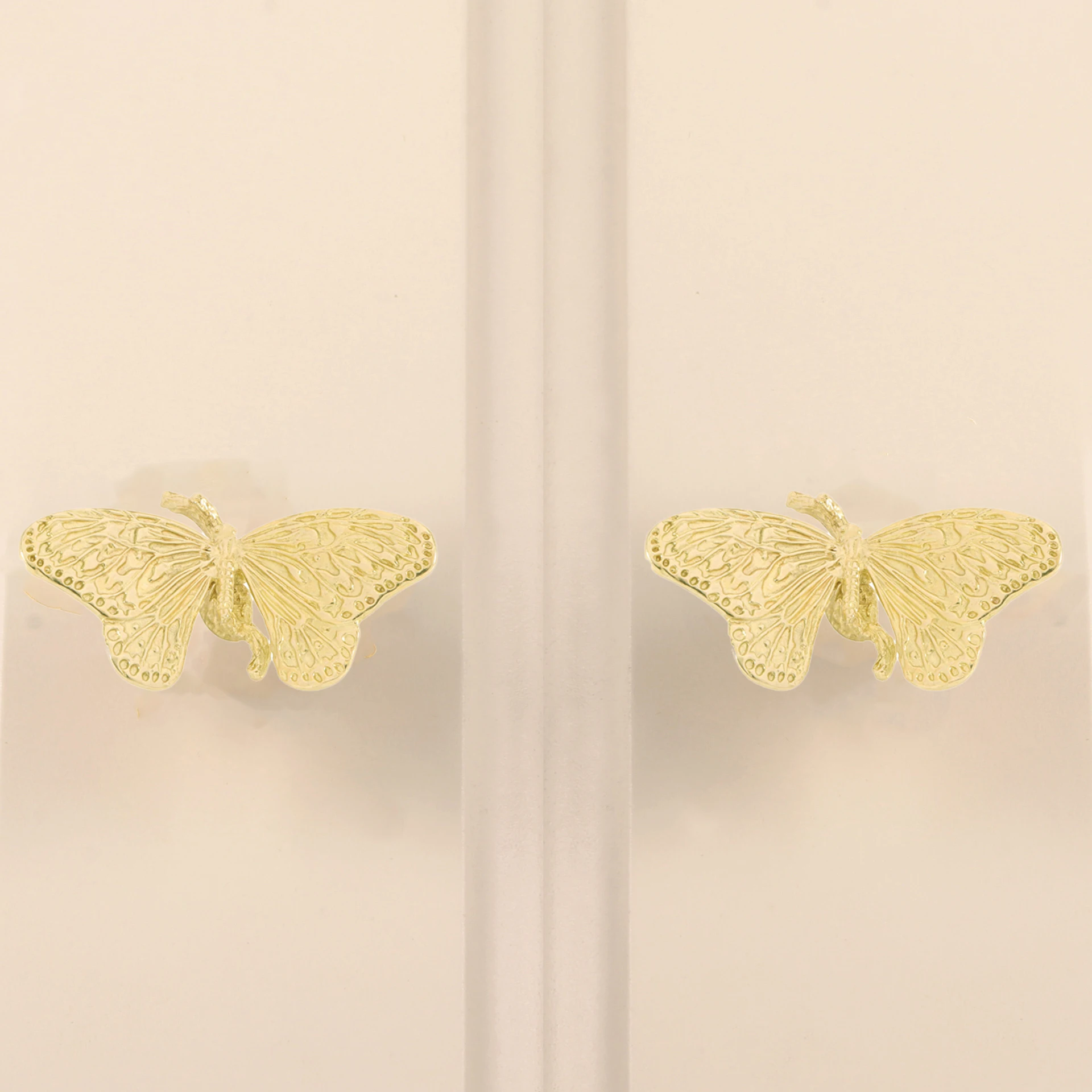 1pc Vintage Brass Butterfly Knobs – Decorative Cabinet Pulls Drawers, Dressers & DIY Furniture Hardware (Gold & Antique Bronze)
1pc Vintage Brass Butterfly Knobs – Decorative Cabinet Pulls Drawers, Dressers & DIY Furniture Hardware (Gold & Antique Bronze)