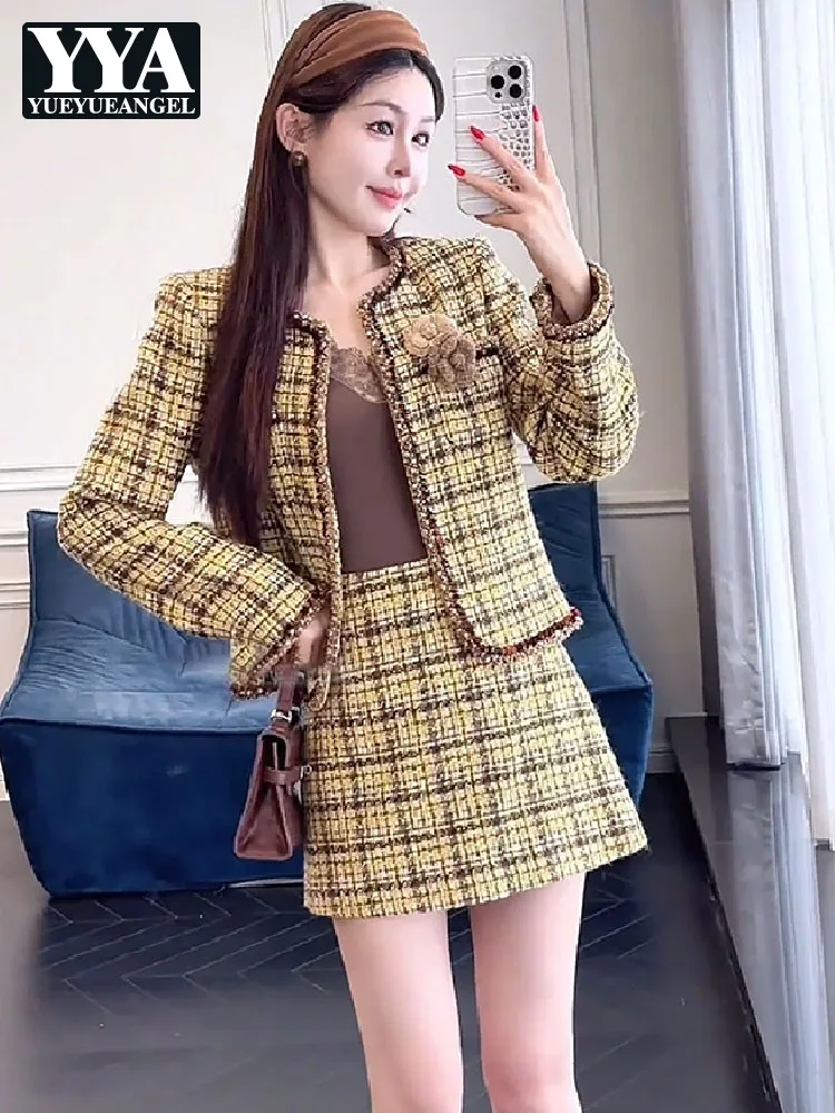 New Women Appliques Plaid O-Neck Jacket Sets Long Sleeve Short Jackets Two-Piece Set French Style Slim Fit Mini Skirt Outfits
New Women Appliques Plaid O-Neck Jacket Sets Long Sleeve Short Jackets Two-Piece Set French Style Slim Fit Mini Skirt Outfits