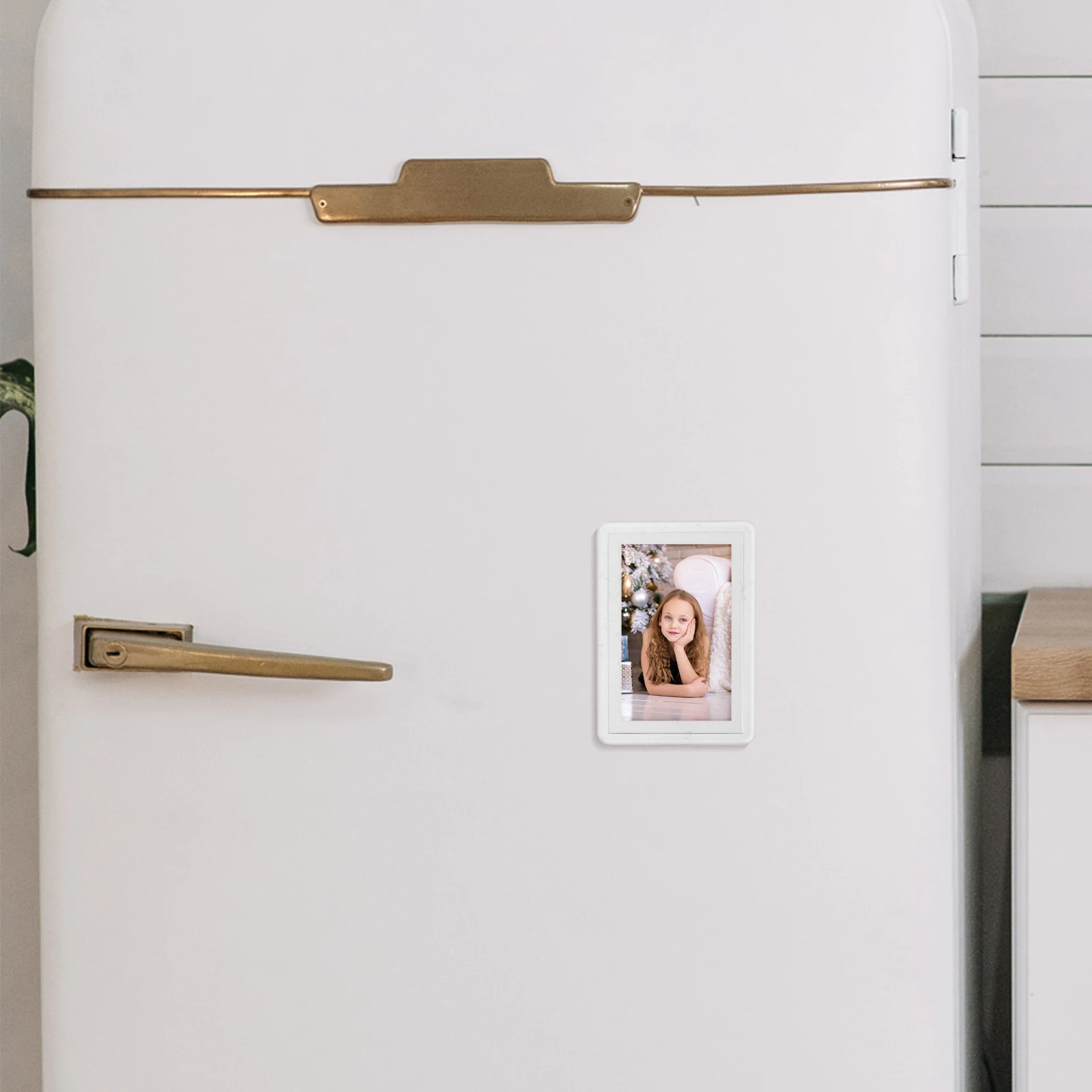 10pcs Magnetic Photo Frame Fridge Magnets Acrylic Refrigerator Accessories Blank Picture Frames for Photos 76X51mm Mini Magnet
10pcs Magnetic Photo Frame Fridge Magnets Acrylic Refrigerator Accessories Blank Picture Frames for Photos 76X51mm Mini Magnet