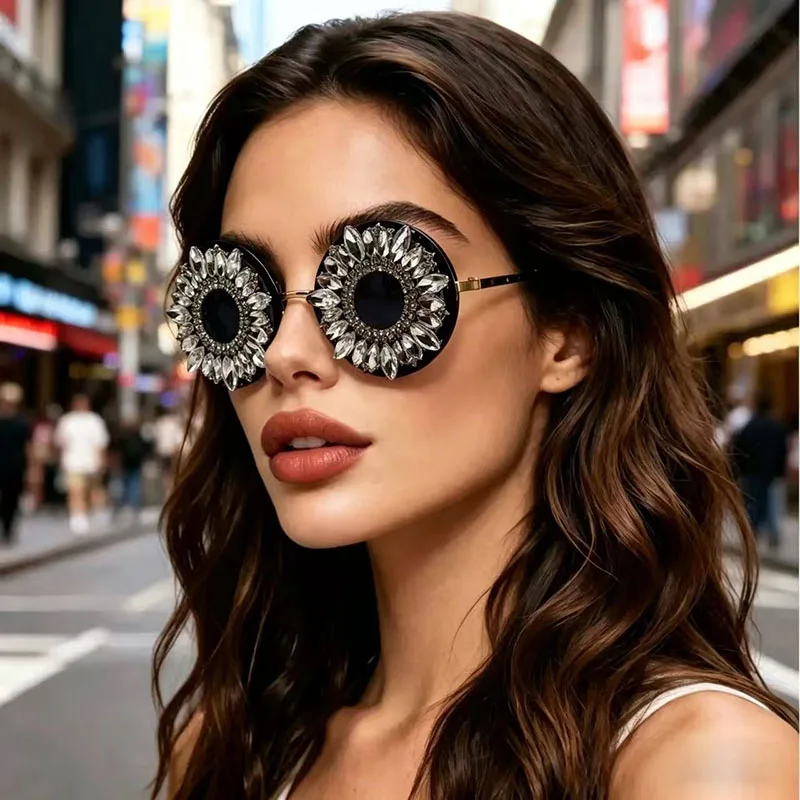 2026 New Luxury Vintage Crystal Flower Round Glasses Women Gothic Bling Rhinestone Eyewear For Rave Prom Cosplay Retro Glasses
2026 New Luxury Vintage Crystal Flower Round Glasses Women Gothic Bling Rhinestone Eyewear For Rave Prom Cosplay Retro Glasses
