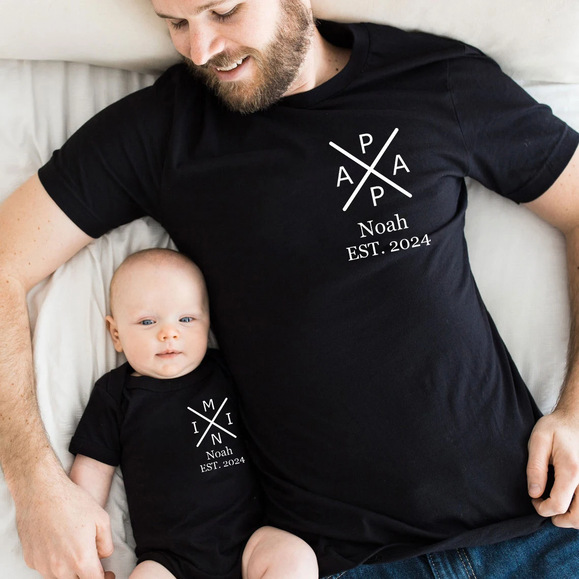 Dad and Me Outfit Matching Personalized Dad T-Shirt Baby Bodysuit Gift for Father's Day Family Outfit Baby Clothes
Dad and Me Outfit Matching Personalized Dad T-Shirt Baby Bodysuit Gift for Father's Day Family Outfit Baby Clothes