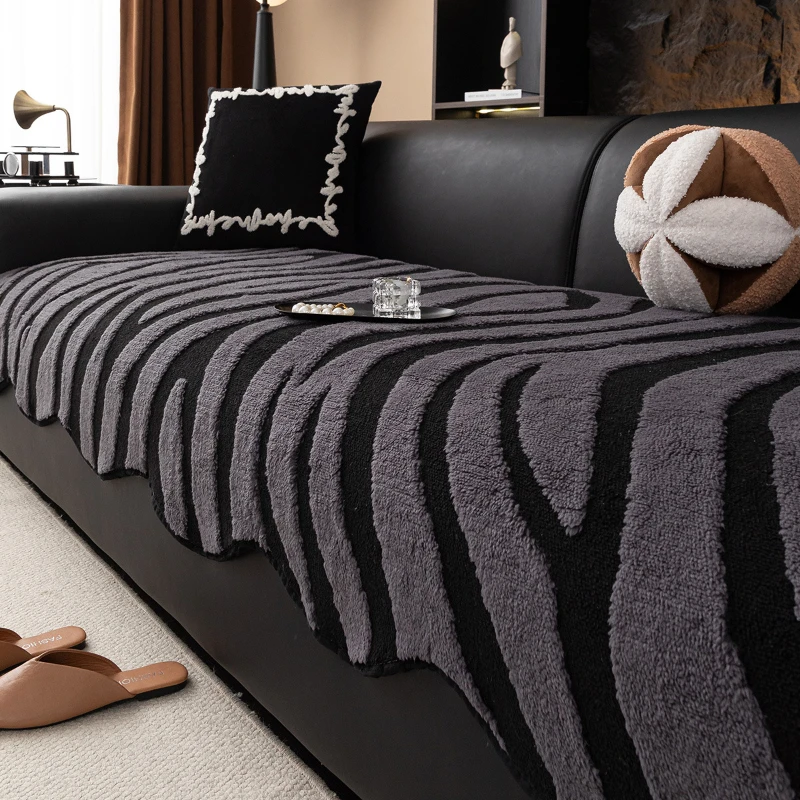 Non-Slip Couch Cover Plush Universal Irregularity Sofa Cushion European Style Retro 2025 New Prevent Cat Scratching Sofa Covers
Non-Slip Couch Cover Plush Universal Irregularity Sofa Cushion European Style Retro 2025 New Prevent Cat Scratching Sofa Covers