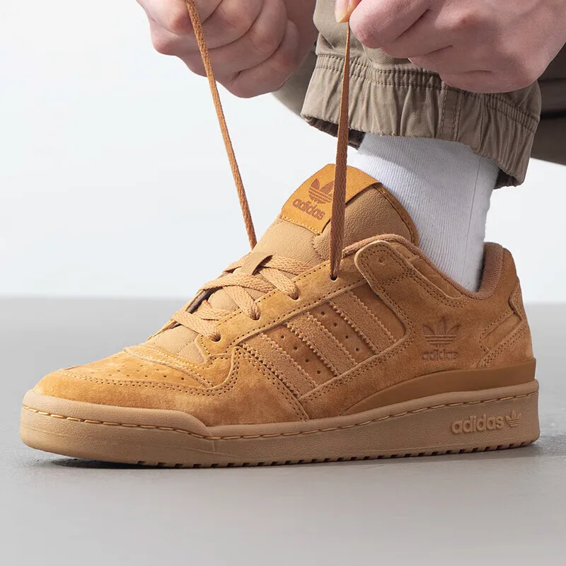 Adidas клеверная доска, мужская обувь, новинка весны 2120, спортивная обувь FORUM, легкая дышащая уличная повседневная обувь JP5733
Adidas клеверная доска, мужская обувь, новинка весны 2120, спортивная обувь FORUM, легкая дышащая уличная повседневная обувь JP5733