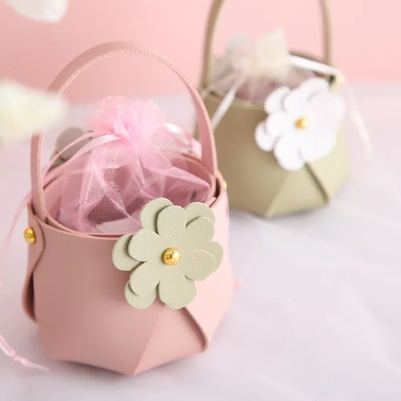 20 PCS Leather Portable Candy Box with Yarn Bag Creative Wedding Supplies Souvenirs Premium Fashion Packaging Bag Gift Box
20 PCS Leather Portable Candy Box with Yarn Bag Creative Wedding Supplies Souvenirs Premium Fashion Packaging Bag Gift Box