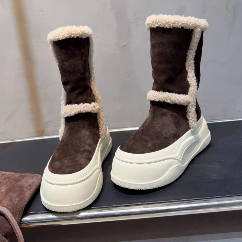 High quality retro cowhide round toe warm furry shoes with thick soles cotton boot genuine leather casual short boot women
High quality retro cowhide round toe warm furry shoes with thick soles cotton boot genuine leather casual short boot women