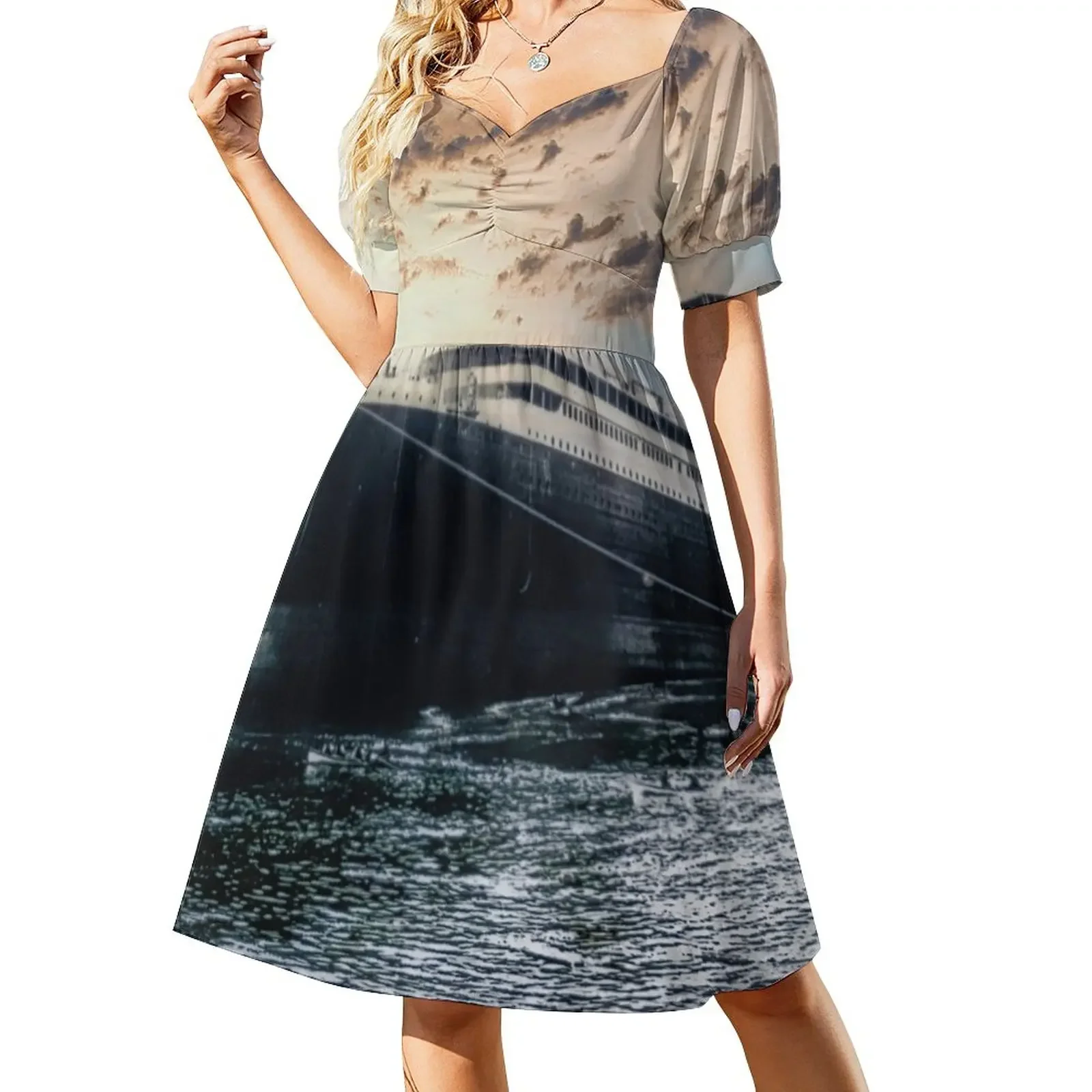RMS Titanic Restored. Short-Sleeved Dress Dance dresses Long dress loose women's dress
RMS Titanic Restored. Short-Sleeved Dress Dance dresses Long dress loose women's dress