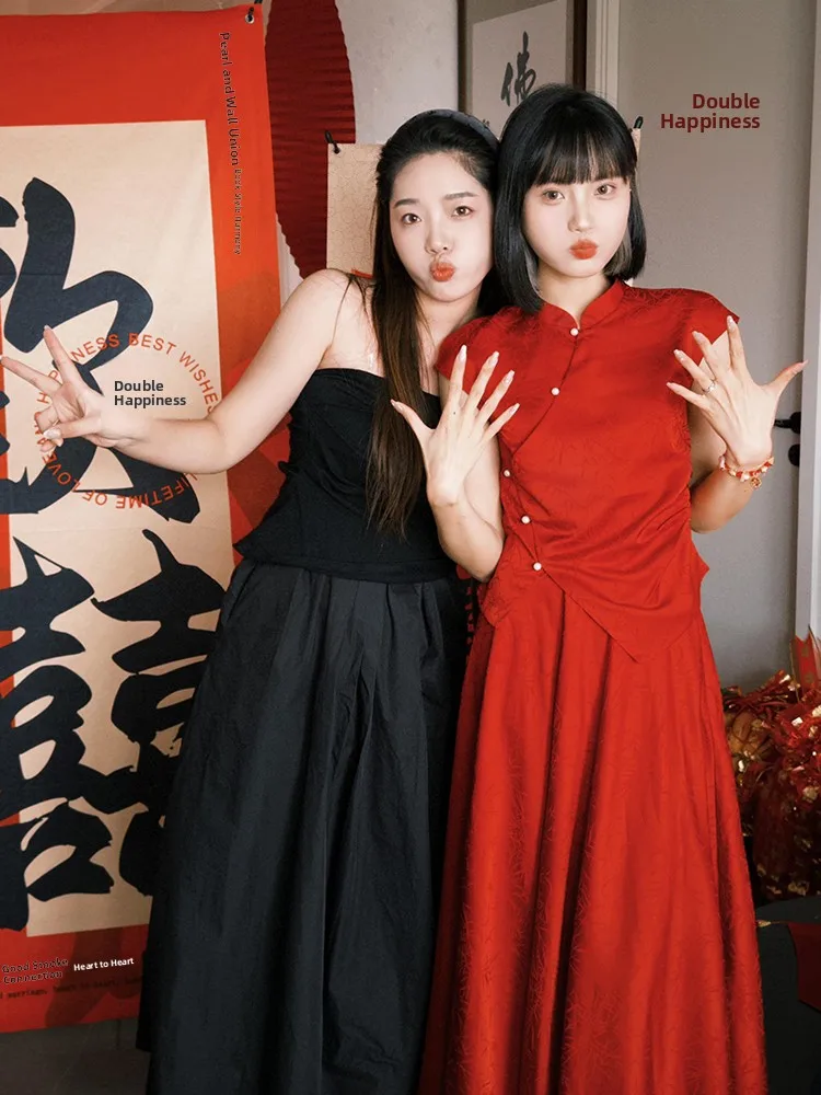 New Chinese Style Wedding Dress Red Embroidered Improved Dress for Engagement And Wedding Ceremony Elegant And Classy
New Chinese Style Wedding Dress Red Embroidered Improved Dress for Engagement And Wedding Ceremony Elegant And Classy
