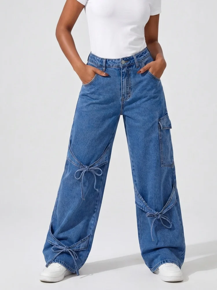 2026 Cyber Y2K Streetwear Bow Tie Design Blue Baggy Cargo Women's Jeans Pants For Woman Clothing Straight Casual Denim Trousers
2026 Cyber Y2K Streetwear Bow Tie Design Blue Baggy Cargo Women's Jeans Pants For Woman Clothing Straight Casual Denim Trousers