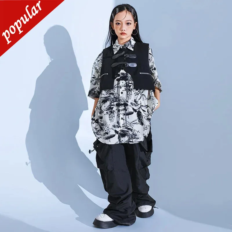 Hip Hop Boys Cool Vest Shirt Cagro Pants Girls Print Blouse Street Dance Shorts Children Streetwear Kids Teens Jazz Clothes Sets
Hip Hop Boys Cool Vest Shirt Cagro Pants Girls Print Blouse Street Dance Shorts Children Streetwear Kids Teens Jazz Clothes Sets