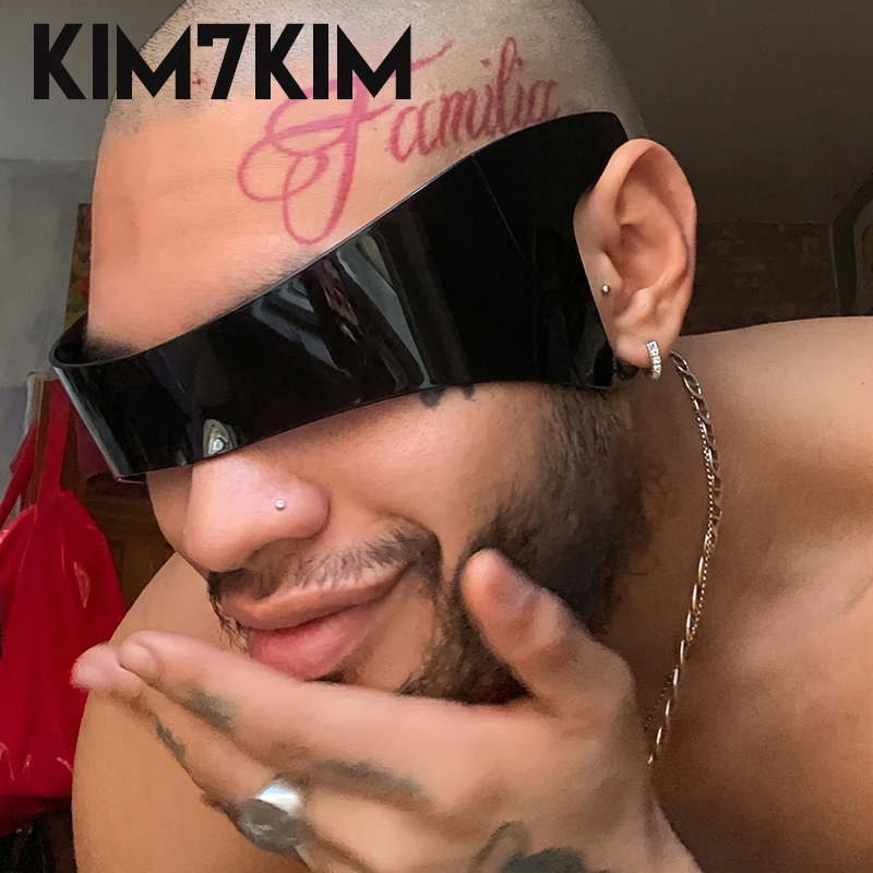 Rimless One-Piece Shield Sunglasses Men 2026 Luxury Designer Oversized Wrap Around Sun Glasses Y2K Punk Windproof Sports Goggle
Rimless One-Piece Shield Sunglasses Men 2026 Luxury Designer Oversized Wrap Around Sun Glasses Y2K Punk Windproof Sports Goggle