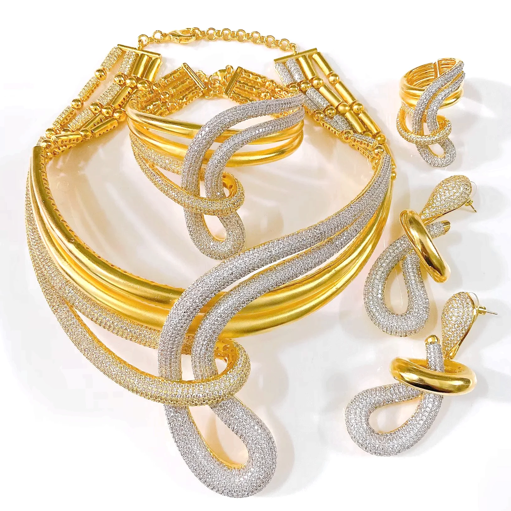 Yulaili gorgeous trendy two tone American Zirconia Jewelry Set textured charming Necklace Bracelet Earring Ring Set For Wedding
Yulaili gorgeous trendy two tone American Zirconia Jewelry Set textured charming Necklace Bracelet Earring Ring Set For Wedding