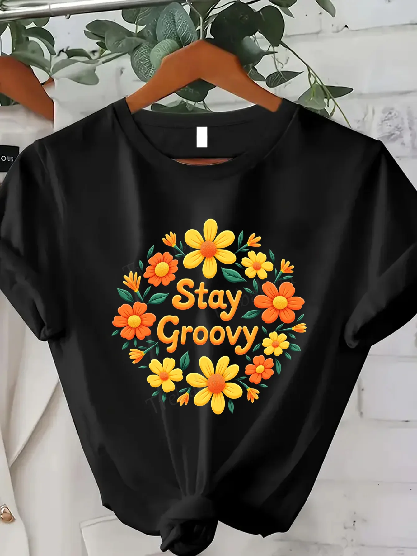 Women T-shirt Floral "Stay Groovy" Women's T-Shirt - Boho Summer Style 
Women T-shirt Floral "Stay Groovy" Women's T-Shirt - Boho Summer Style