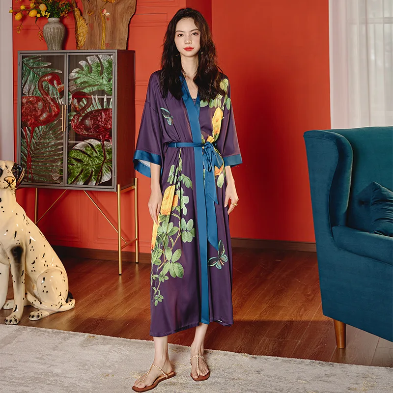 Summer New Women Sexy Print Robe Female Homedress Silk Satin Lady Plant Sleepdress Loose Casual Bathrobe One Size
Summer New Women Sexy Print Robe Female Homedress Silk Satin Lady Plant Sleepdress Loose Casual Bathrobe One Size