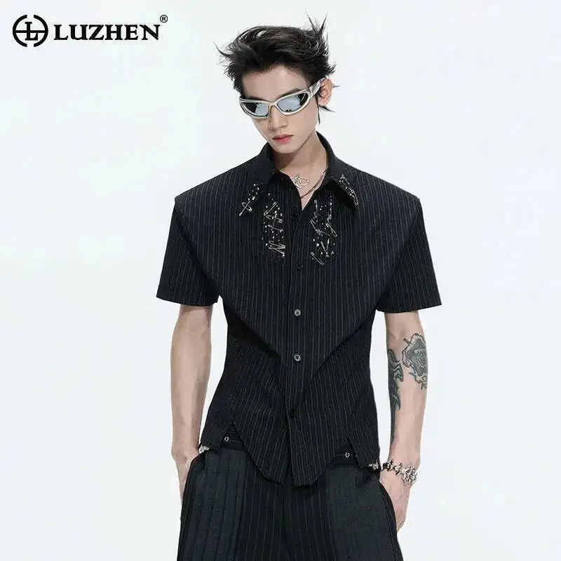 LUZHEN 2026 Summer Stripe Printed Metal Pin Patchwork Decorate Short Sleeve Shirts Men's Fashion Elegant Casual Clothes JY6877
LUZHEN 2026 Summer Stripe Printed Metal Pin Patchwork Decorate Short Sleeve Shirts Men's Fashion Elegant Casual Clothes JY6877